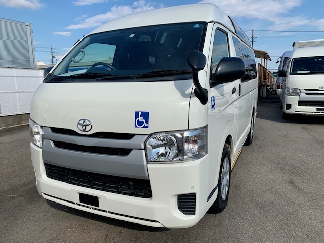 ハイエースバン ウェルキャブ 車イス2基